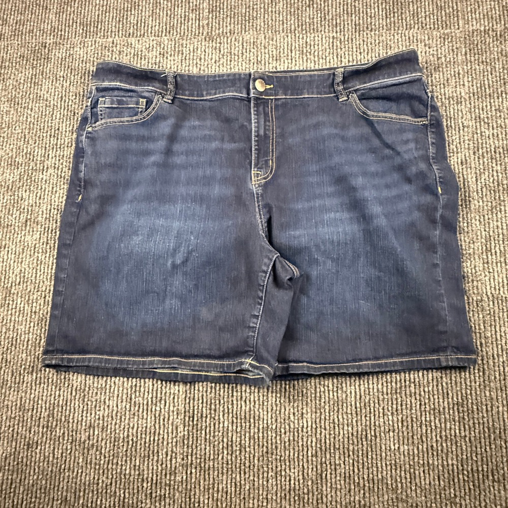 Lane Bryant Size 22 Flex Magic Waistband Mid-Rise Girlfriend Shorts Dark Wash